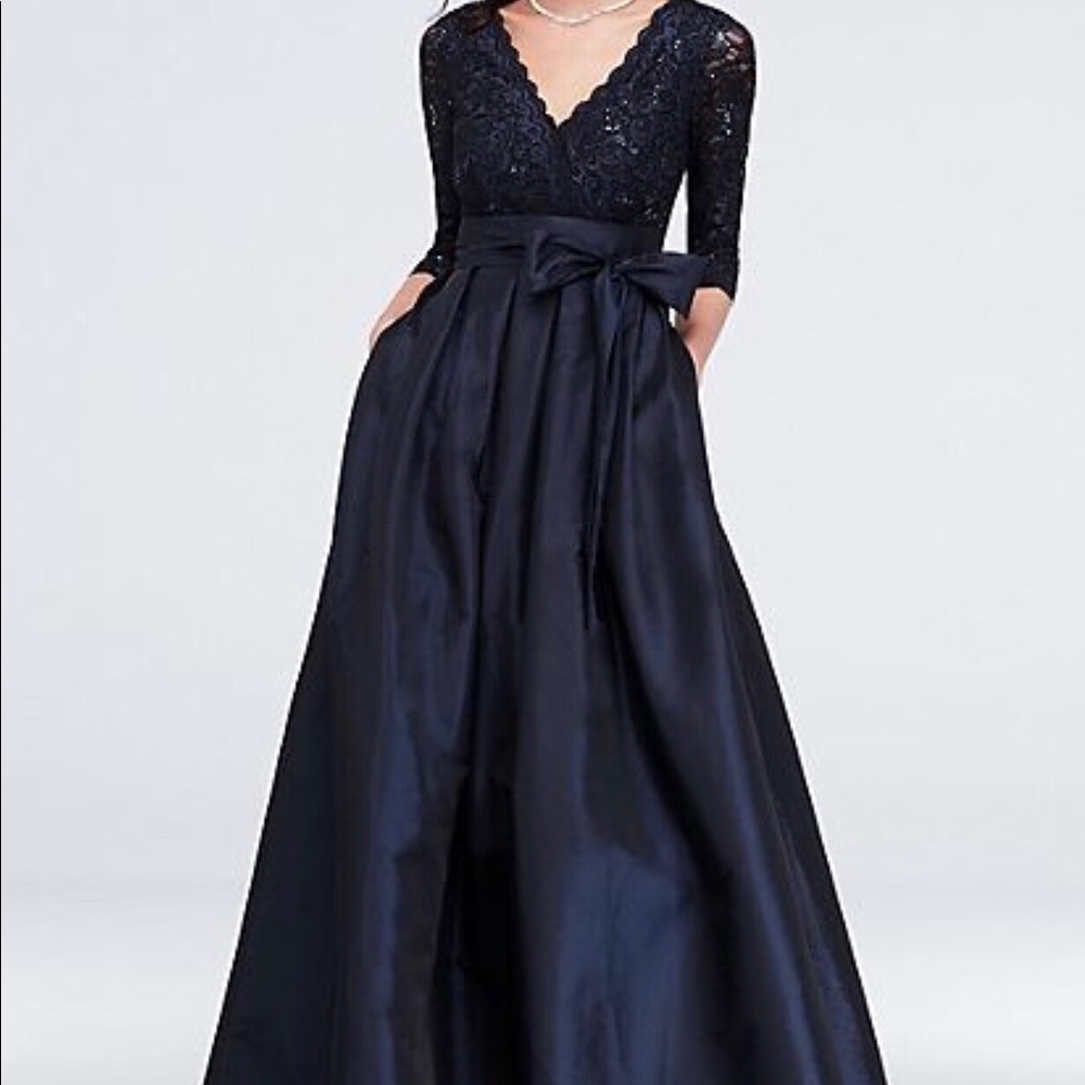 Lace Surplice Bodice Taffeta Ball Gown Size 10